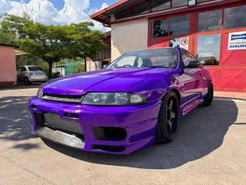 Nissan Skyline R33 GTS