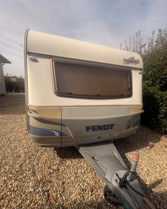 Caravan fendi