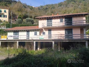 4 LOCALI A SAN COLOMBANO CERTENOLI