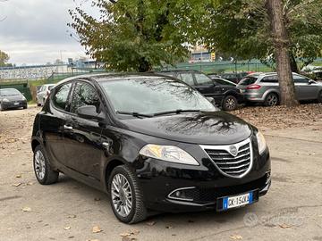 Lancia Ypsilon 0.9 TwinAir 85 CV 5 porte S&S DFN P