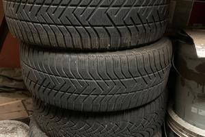 Pneumatici invernali