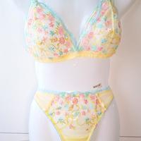 Completo intimo donna pizzo macramè floreale color