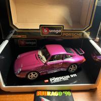 Porsche 911 Carrera 1/18 Bburago
