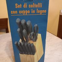Set coltellli con ceppo in legno