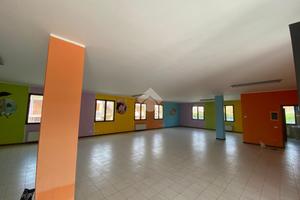 NEGOZIO A VILLONGO