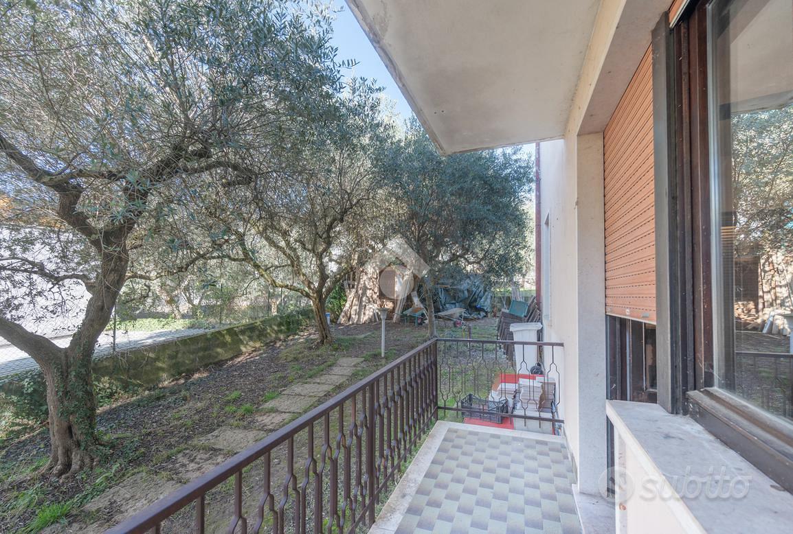 4 LOCALI A GARDA - Vista 4