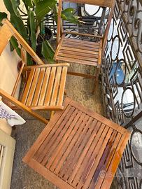 Tavolino con 2 sedie da giardino