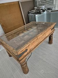 Tavolo,panche,termosifoni,compressore 