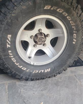 gomme suzuki samurai 