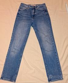 JEANS GUESS a gamba dritta (Straight) e vita alta