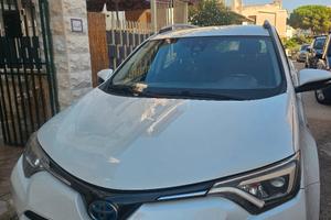 TOYOTA RAV4 2.5 Hybrid 2WD Active