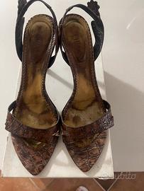 Scarpe aperte