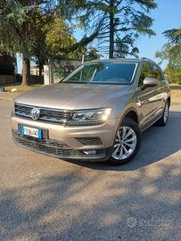 Volkswagen Tiguan 2.0 tdi 4x4 DSG