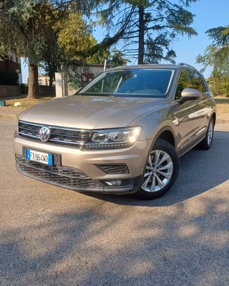 Volkswagen Tiguan 2.0 tdi 4x4 DSG