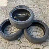 4 gomme Continental 225/40 R18 estive