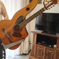 Chitarra-arpa antica