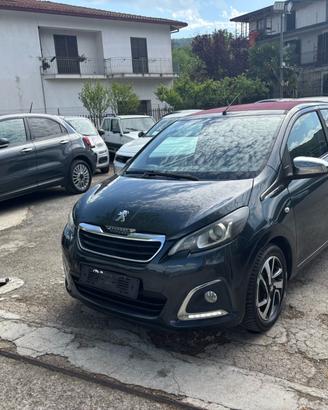 Peugeot 208 PureTech 82 5 porte Allure CABRIO