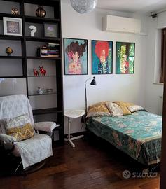 Camera con ingresso autonomo, bagno, terrazzo