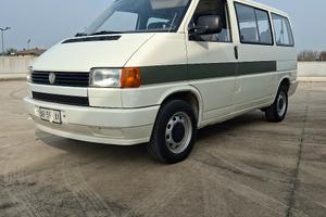 Volkswagen Caravelle T4