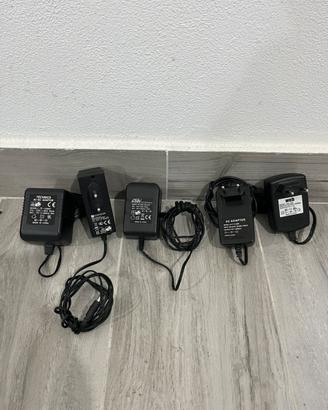 SET STOCK 5 ALIMENTATORI da 12 volt 2 AMPERE 1 AMP