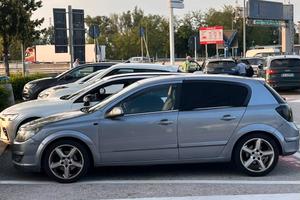 Opel astra h