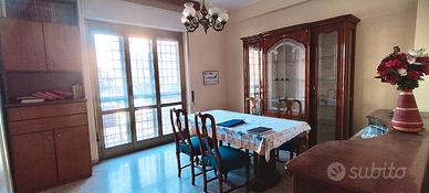 Ostia a 100 mt. dal lungomare, ampio quadrilocale