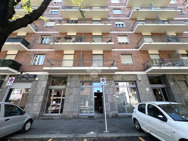 NEGOZIO A TORINO