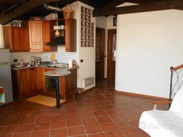 Attico bilocale, quarto piano, Terrazza 25 mq