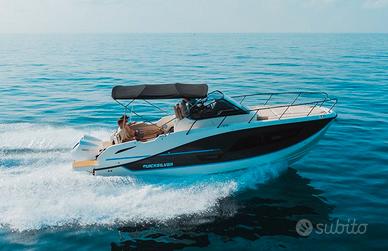 Quicksilver 875 sundeck