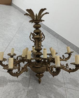 Lampadario in Ottone 16 Luci - StileAntico