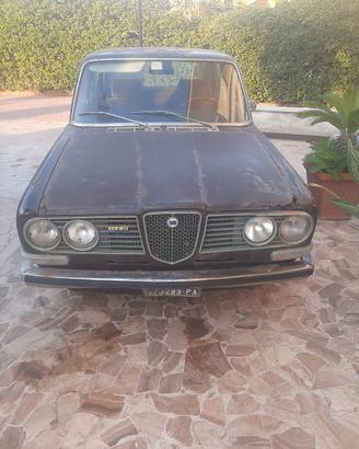 Lancia 2000 iniezione