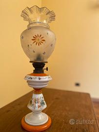 Lampade d’epoca petrolio vetro ceramica 800-900
