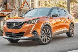 Peugeot 2008 1.2 155cv GT tetto audio Focal full