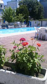 150m dal mare BILO CON SPIAGGIA E PISCINA