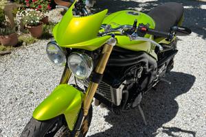 Triumph Speed triple 1050