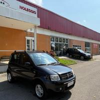 Fiat Panda 1.3 MJT 16V DPF 4x4 Climbing