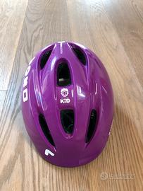 Casco bimba e protezioni