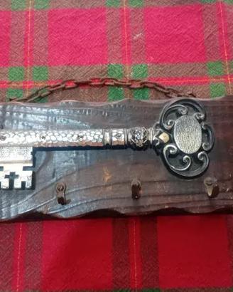 Portachiavi da parete vintage in legno - Stile Rus