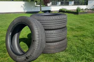 Gomme estive 215/55/R17 Continental EcoContact 6