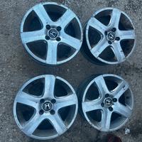 Cerchi in lega 15” Honda