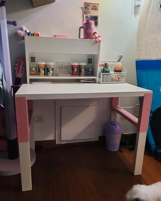 scrivania pahl ikea