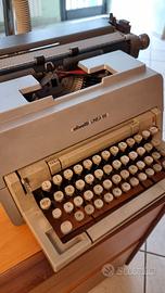 Macchina da scrivere OLIVETTI - LINEA 98