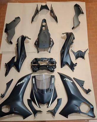 carene originali Yamaha R6 2016/2025 nuove km 0 !!