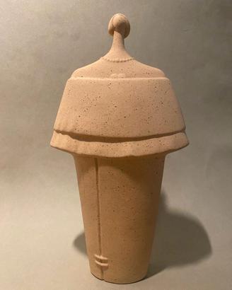 SCULTURA - FIGURA DI DONNA  – firmato Lineasette