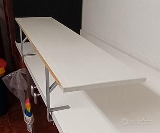 Mensola alzata per scrivania Ikea.