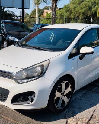 Kia Rio 1.4 CRDi 5p. Cool