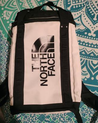 Zaino North face