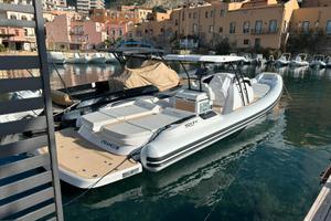 Noah 36 open natante