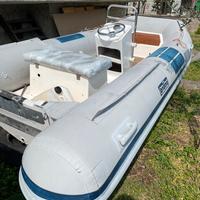 Gommone 4,60 con motore 35 cv