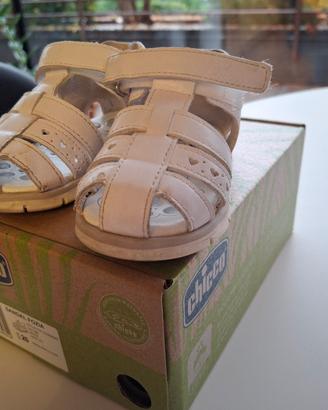 Sandali Chicco chiusi da bambina color bianco